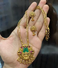 Chain pendant set view 5