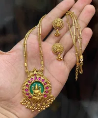Chain pendant set view 6