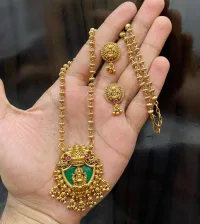 Chain pendant set view 8