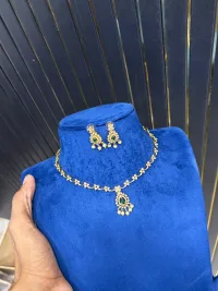 Ad stone neckpiece view 2